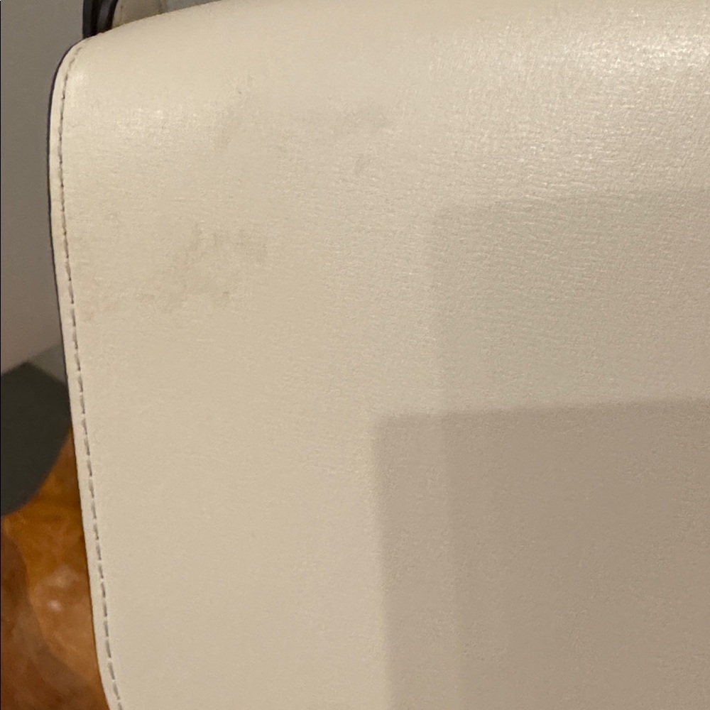 COACH Sutton Saddle Bag in Chalk NWOT purse leather - Picture 6 of 15